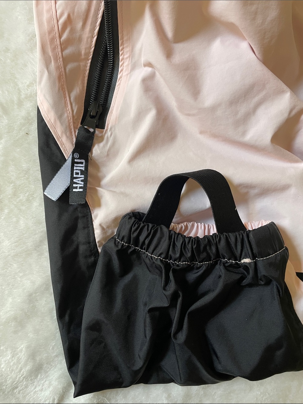 Hapiu size: 3T one-piece rain suit  waterproof light pink and black - Picture 7 of 9